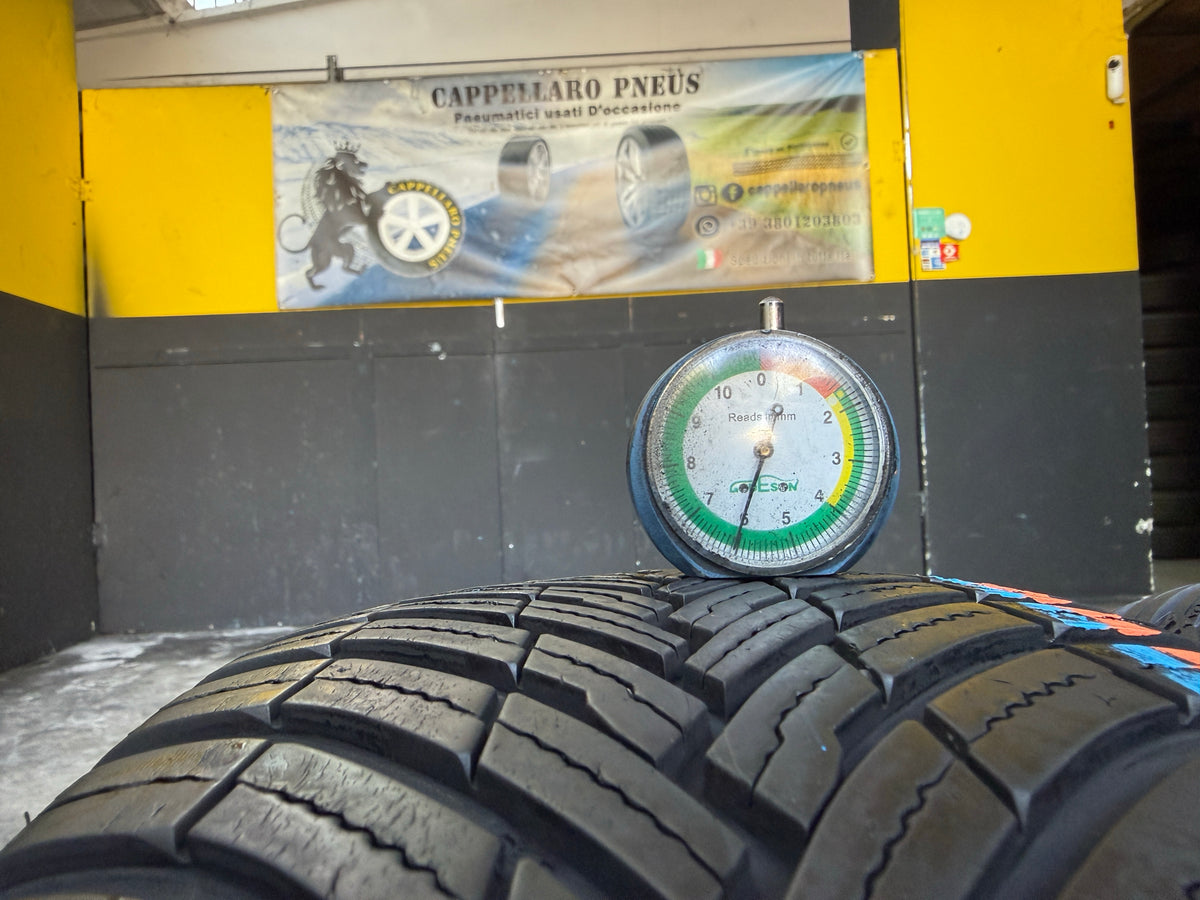 Usato: 2 Pneumatici Pirelli Cinturato All Season SF3 205/55R17 95V XL 4 Stagioni 90% Residui