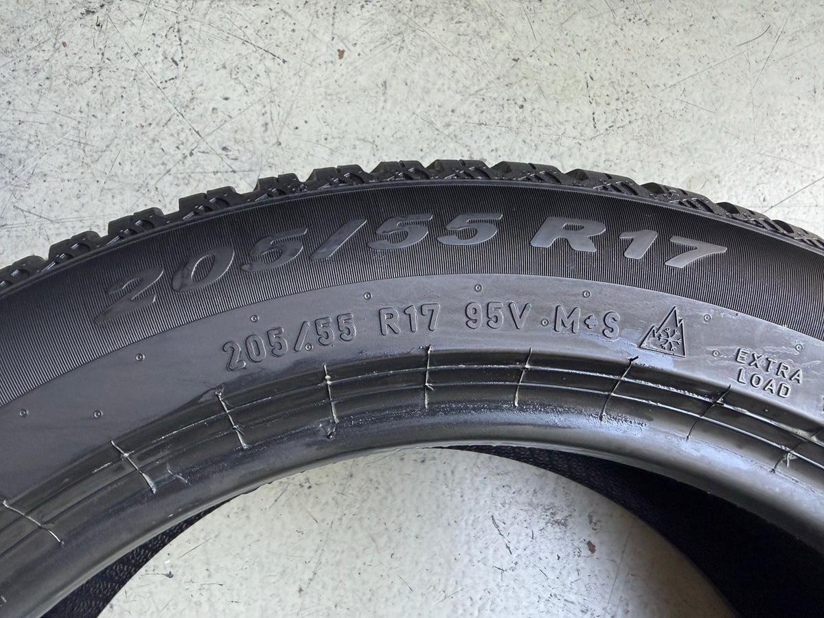 Usato: 2 Pneumatici Pirelli Cinturato All Season SF3 205/55R17 95V XL 4 Stagioni 90% Residui