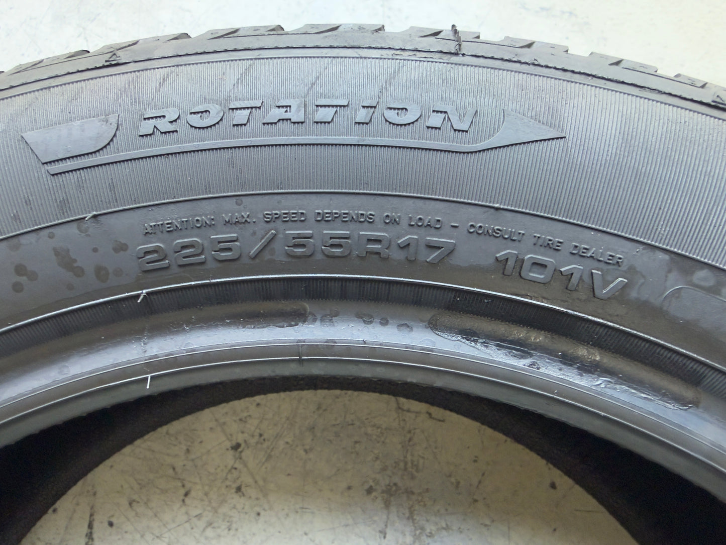 Usato: 2 Pneumatici Fulda Kristall Control HP2 225/55R17 101V XL Invernali 97% Residui