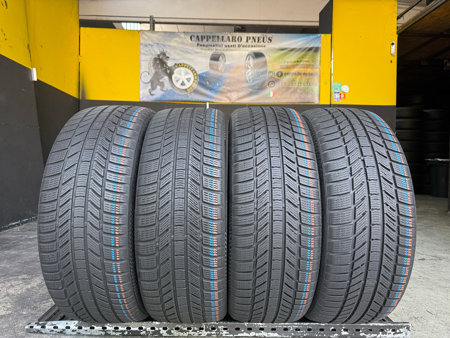 Usato: 4 Pneumatici Continental WinterContact TS 870 P 235/45R20 100W XL Invernali 85% Residui