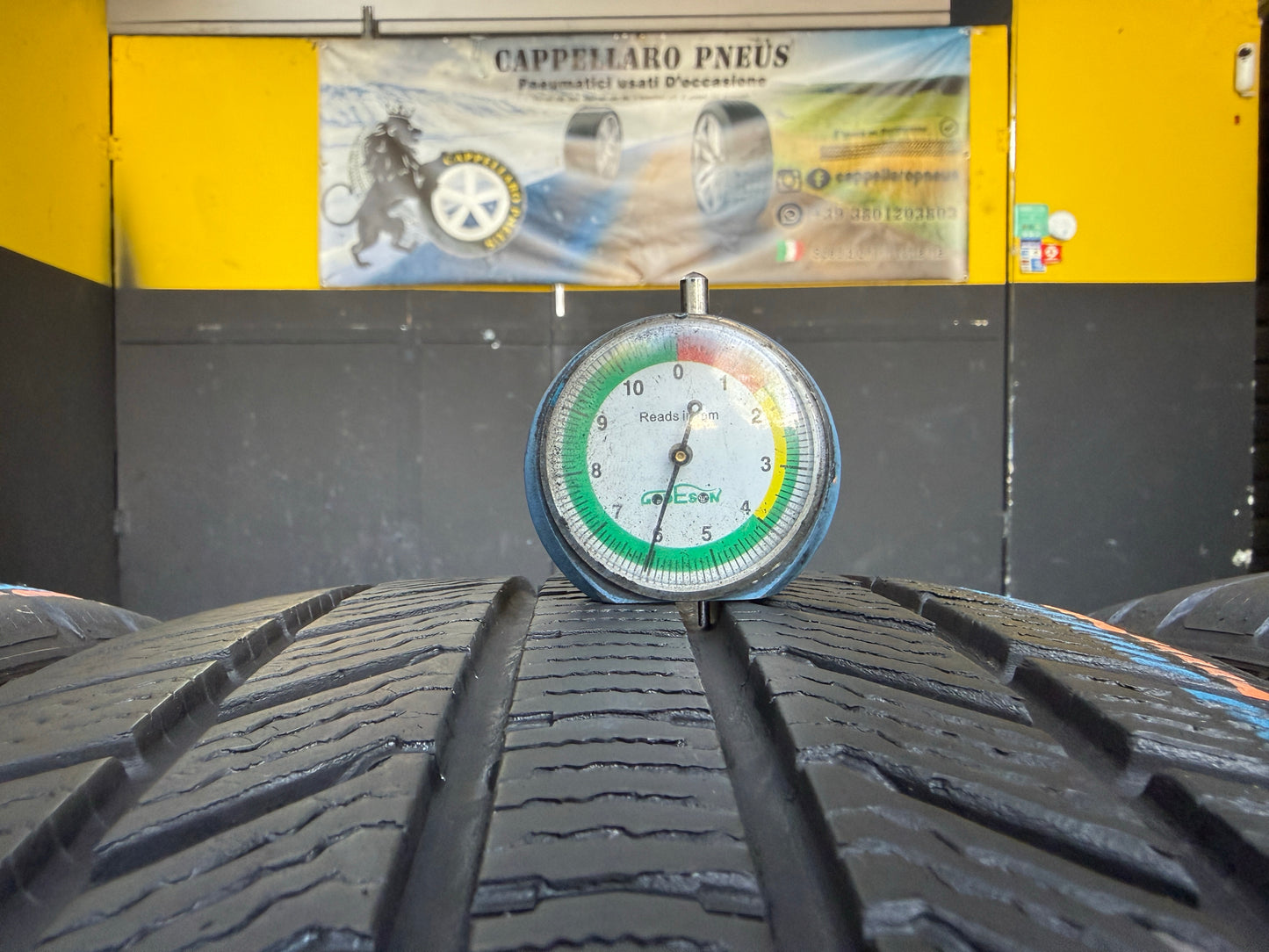 Usato: 4 Pneumatici Continental WinterContact TS 870 P 235/45R20 100W XL Invernali 85% Residui