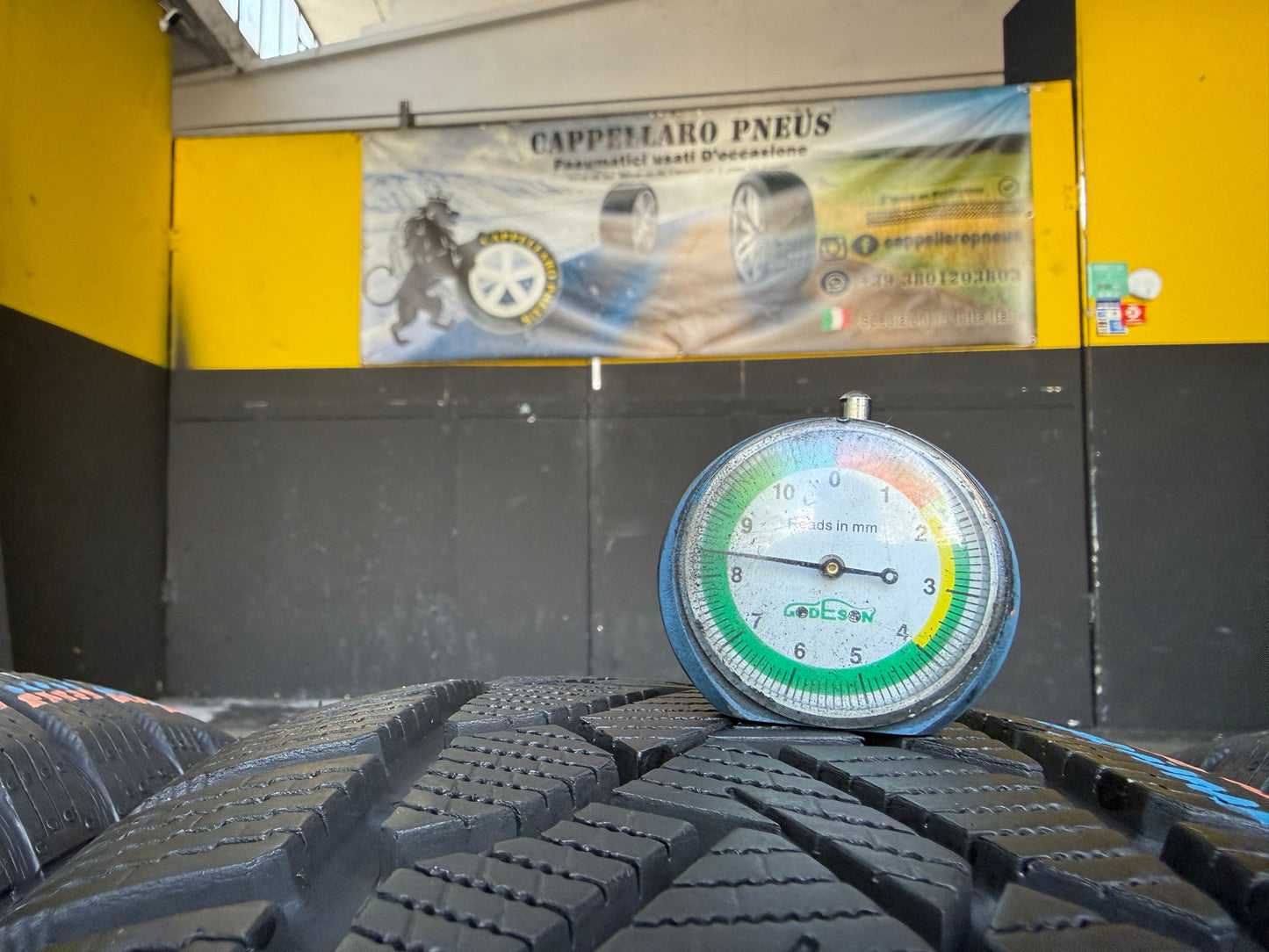 Usato: 4 Pneumatici Uniroyal WinterExpert 215/60R17 96H Invernali 99% Residui