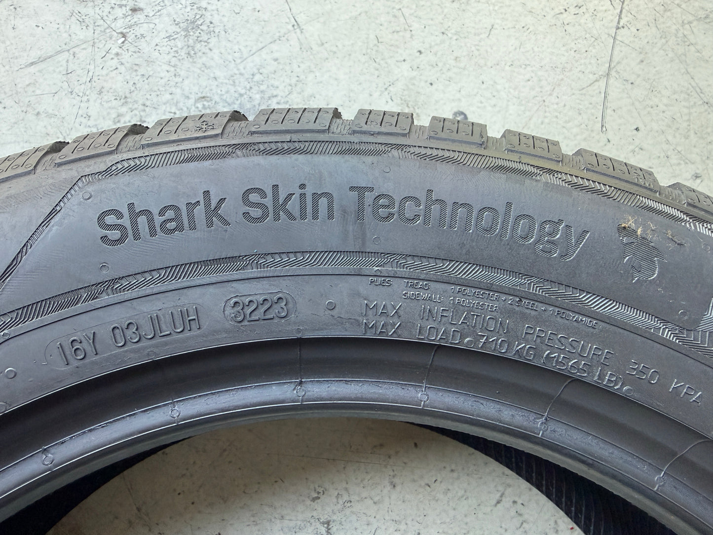 Usato: 4 Pneumatici Uniroyal WinterExpert 215/60R17 96H Invernali 99% Residui