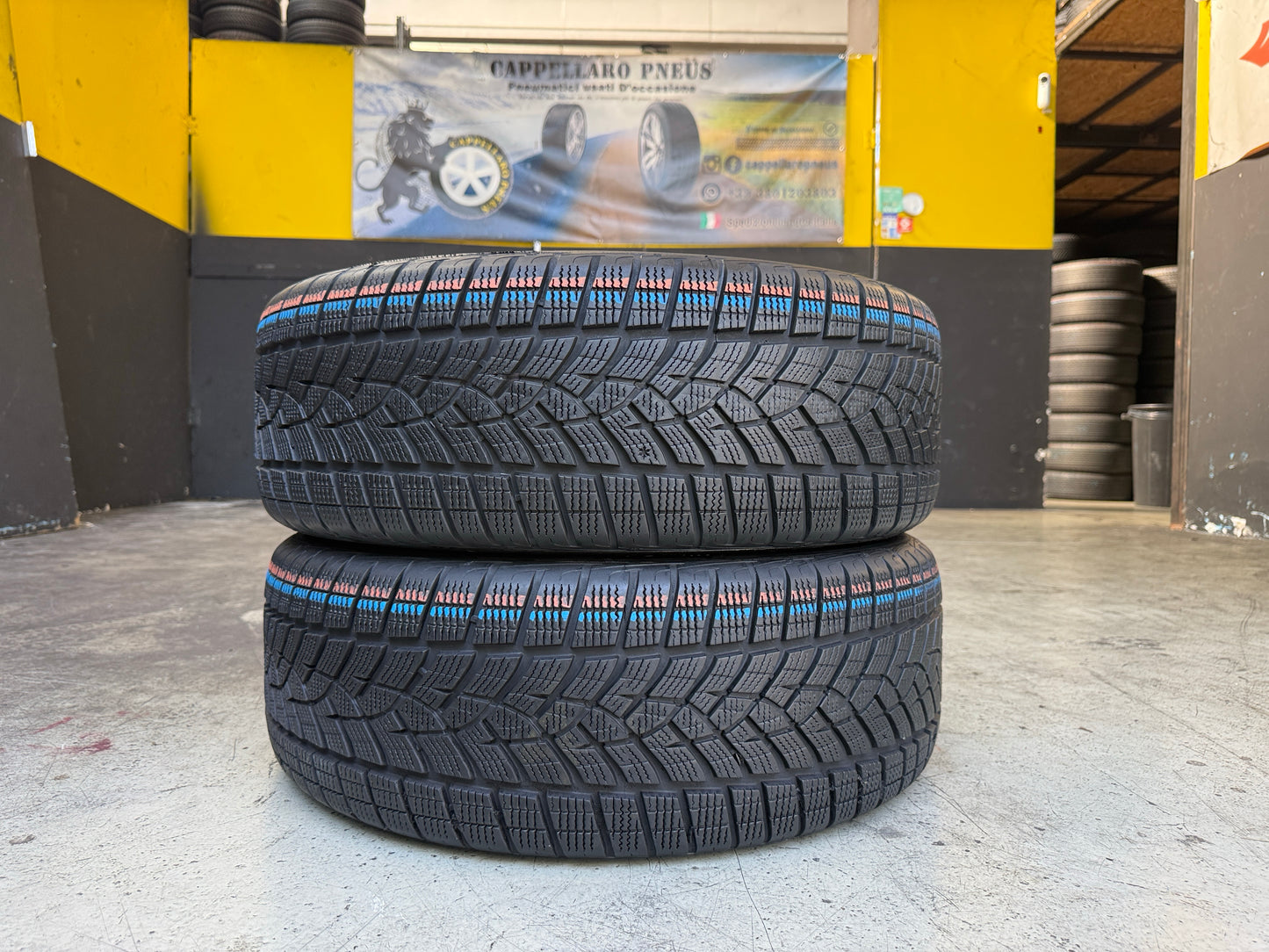 Usato: 2 Pneumatici Goodyear UltraGrip Performance+ SUV 225/55R18 102V XL Invernali 95% Residui