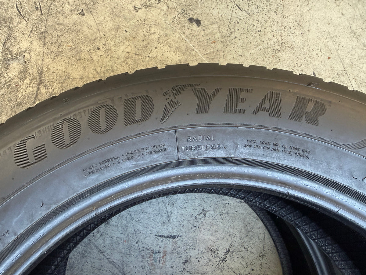 Usato: 2 Pneumatici Goodyear Vector 4Seasons Gen-3 SUV 225/60R18 104V XL 4 Stagioni 80% Residui