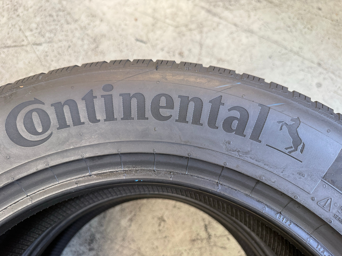 Usato: 2 Pneumatici Continental WinterContact TS 870 P 215/65R17 99H FR EVc Invernali 70% Residui