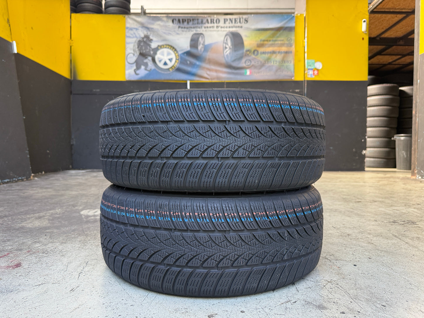 Usato: 2 Pneumatici Triangle WinterX TW401 215/50R17 95V XL Invernali 80% Residui