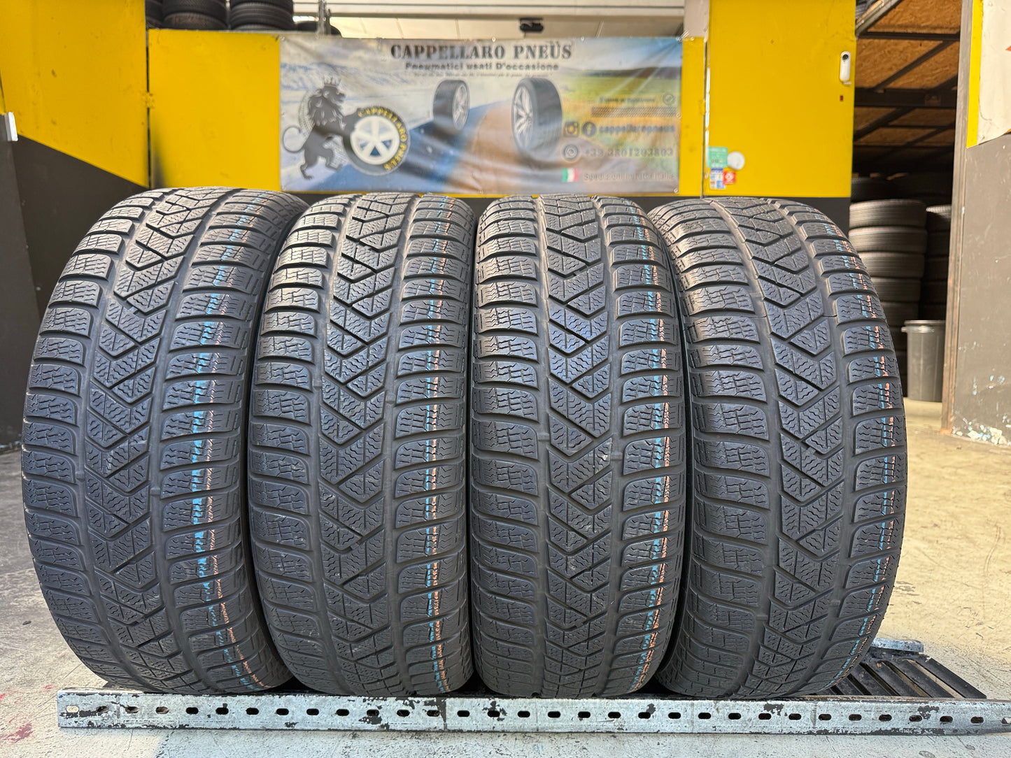 Usato: 4 Pneumatici Pirelli Winter SottoZero 3 215/60R16 99H XL Invernali 85% Residui