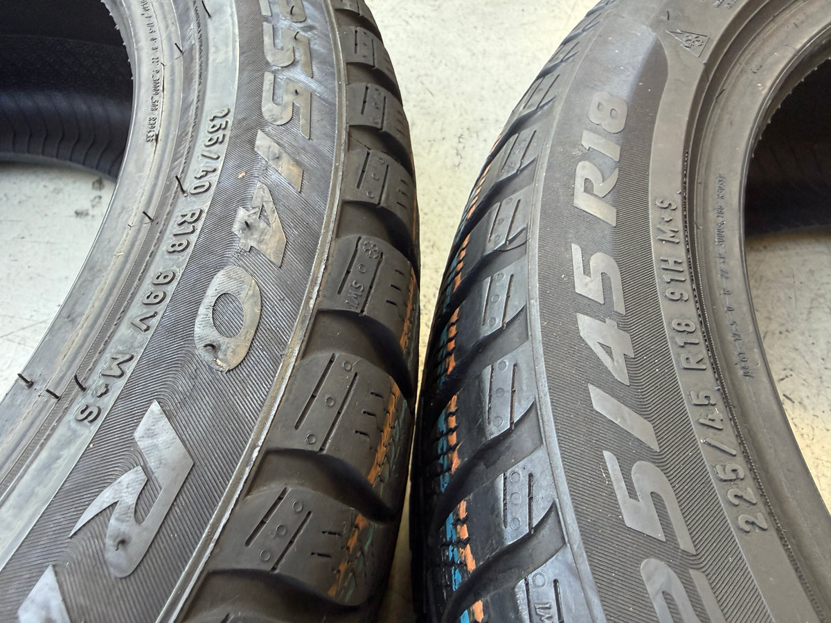 Usato: 4 Pneumatici Pirelli  225/45R18 91H + 255/40R18 99V Run Flat Invernali 85% Residui