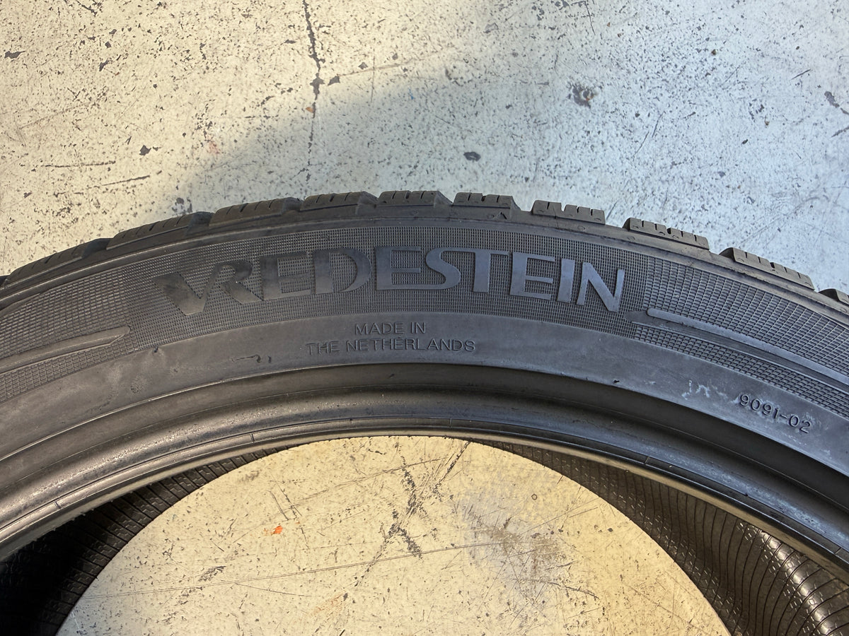 Usato: 4 Pneumatici Vredestein Wintrac Pro+ 285/40R22 110W + 325/35R22 114Y XL Invernali 98% Residui