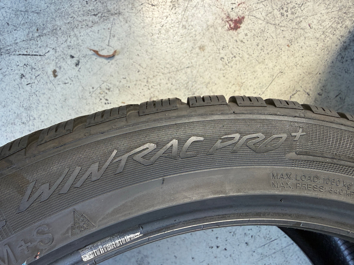 Usato: 4 Pneumatici Vredestein Wintrac Pro+ 285/40R22 110W + 325/35R22 114Y XL Invernali 98% Residui