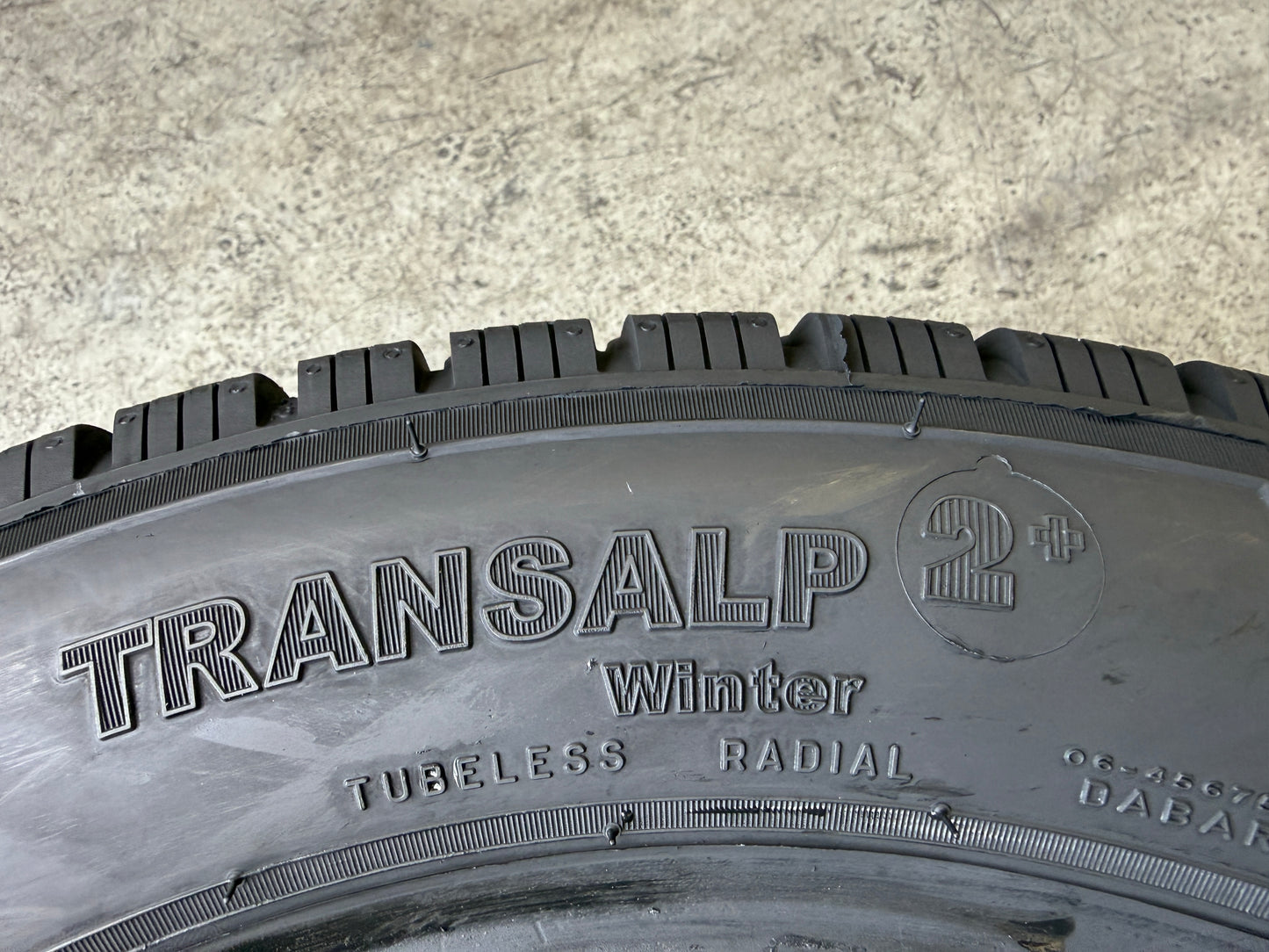 Usato: 2 Pneumatici Kleber 195/60R16C 99/97T Invernali 90% Residui