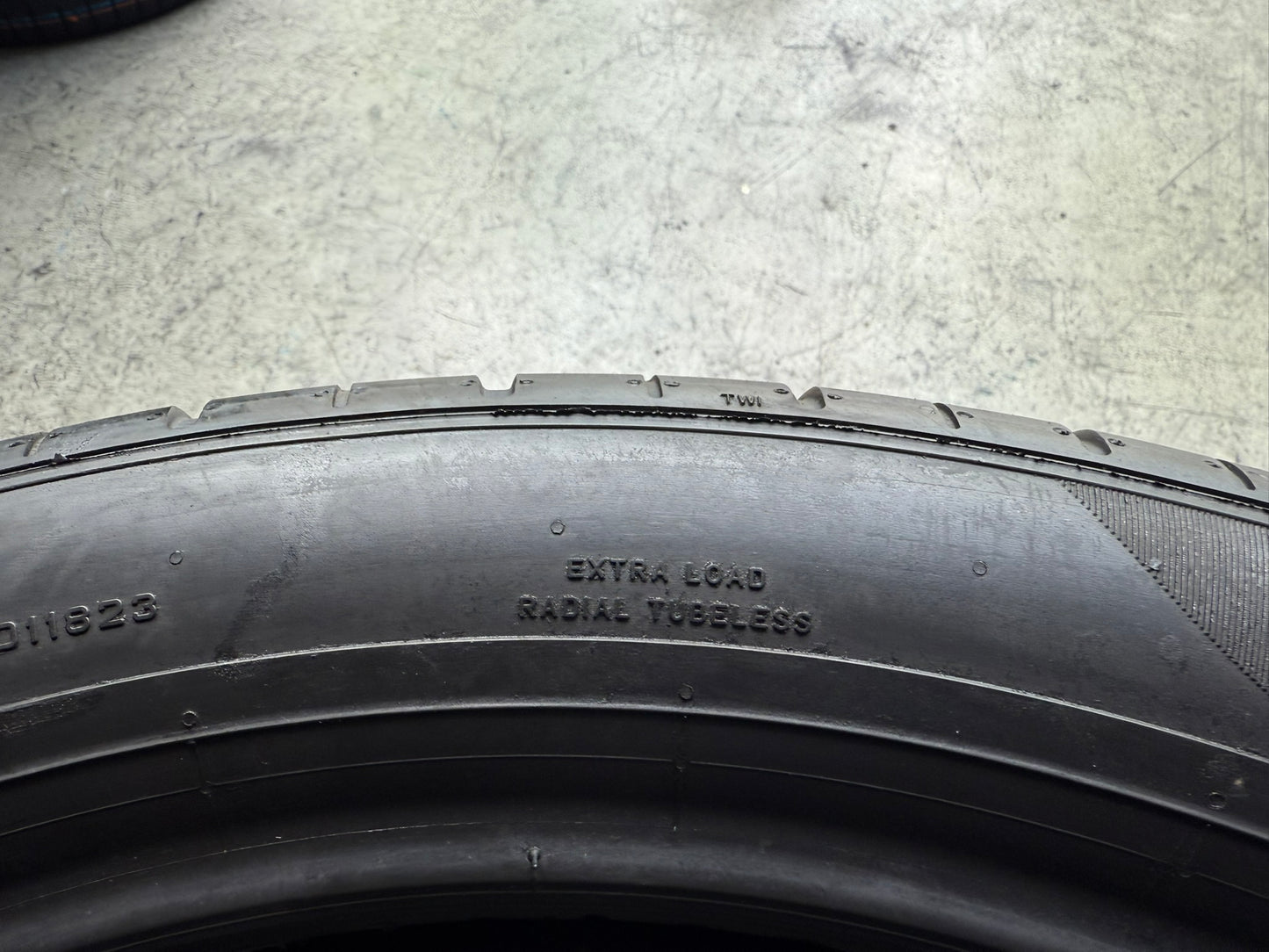 Usato: 2 Gomme 295/35R20 105Y XL Pirelli Estive 90% residui