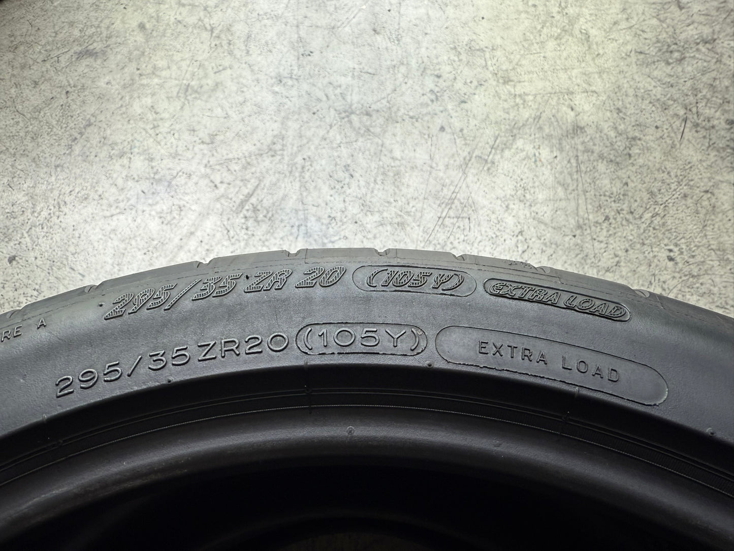 Usato: 2 Gomme 295/35R20 105Y XL Michelin Estive 90% residui