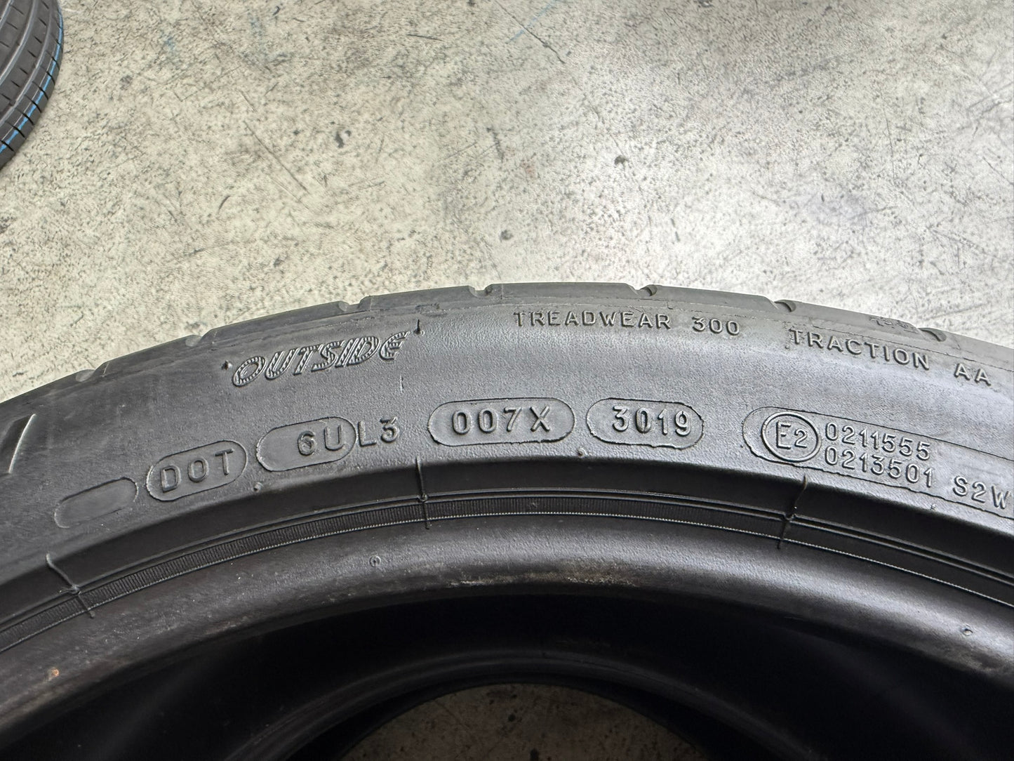 Usato: 2 Gomme 295/35R20 105Y XL Michelin Estive 90% residui