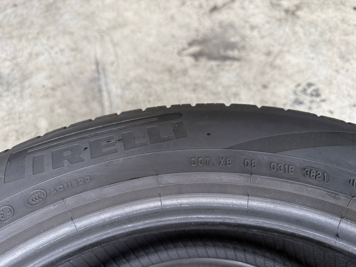 Usato: 2 Pneumatici Pirelli 235/55R19 105V XL 4 Stagioni 85% residui