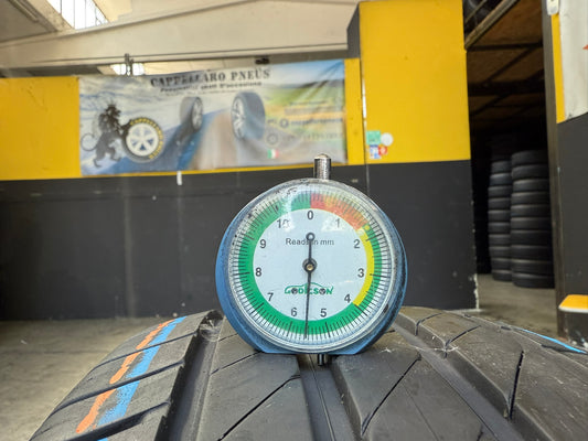Usato: 2 Gomme 215/60R16 95V Kleber Estive 85% residui