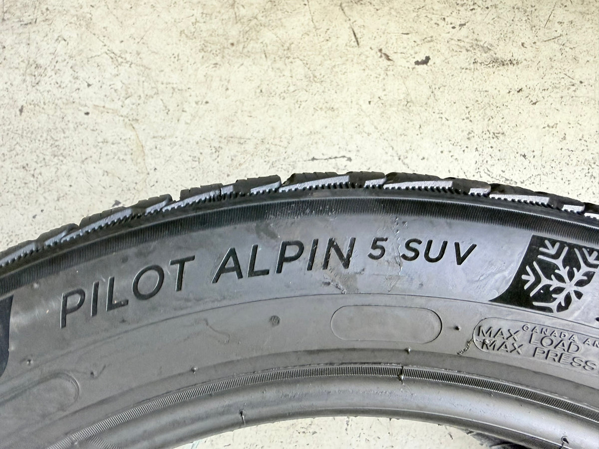 Usato: 4 Pneumatici Michelin Pilot Alpin 5 SUV 235/50R19 103V XL Invernali 95% Residui