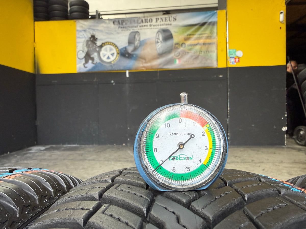 Usato: 4 Pneumatici Pirelli Cinturato All Season SF2 195/65R15 95V XL 4 Stagioni 95% Residui
