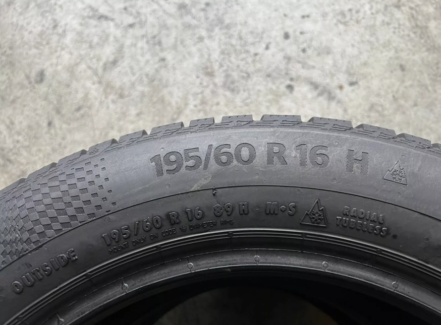 Usato: 2 Gomme 195/60R16 89H Continental invernali 90% residui